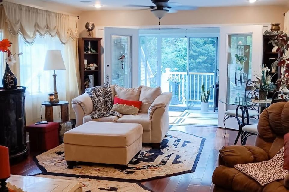 Swannanoa Serenity Suites House in Swannanoa