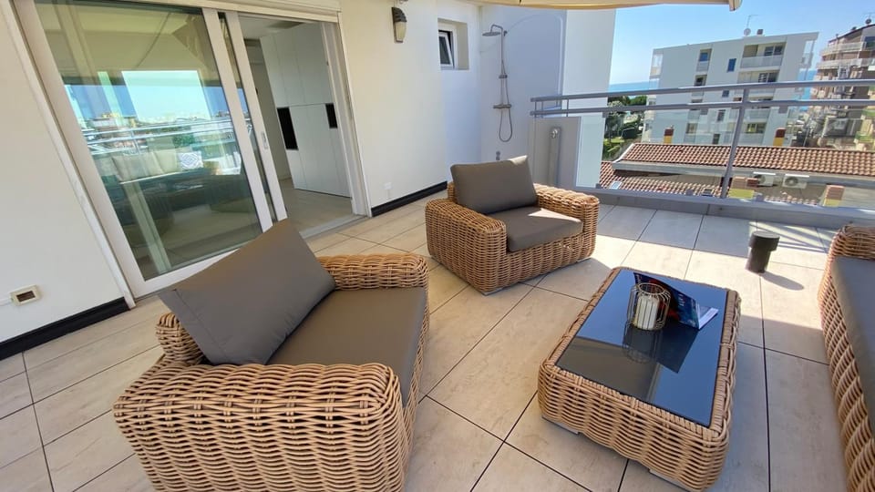 View (from property/room), Balcony/Terrace