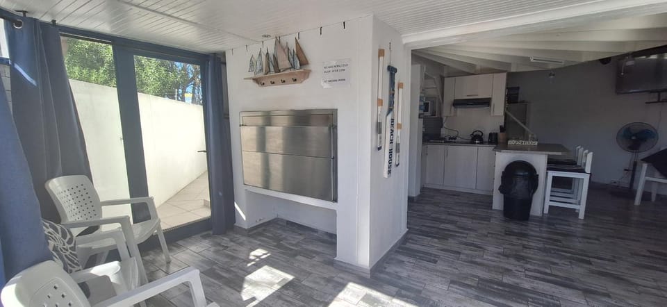 BBQ facilities, Living room, kitchen