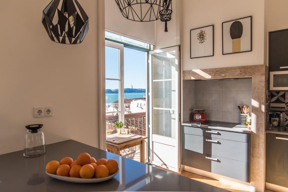 A room with a view Alfama Apartment in Lisbon