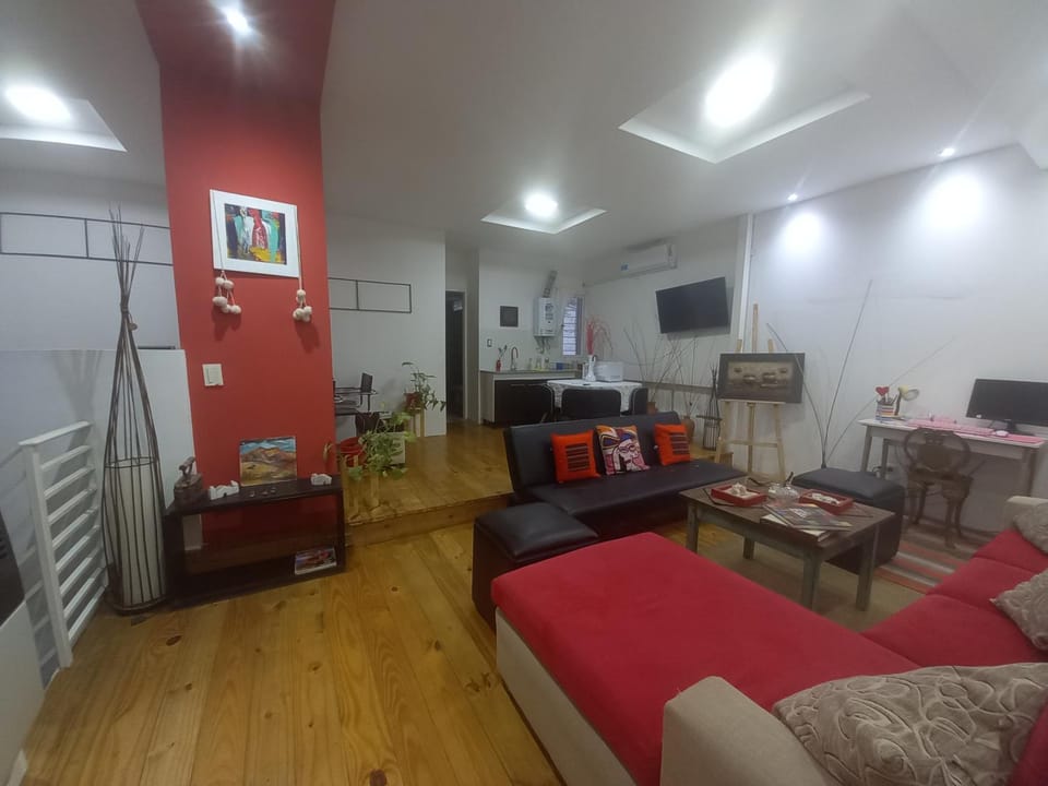TV and multimedia, Kitchen or kitchenette, Living room, Evening entertainment