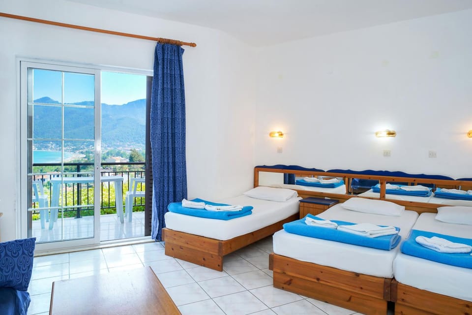 Hotel Emerald and Suites Apartment hotel in Thasos