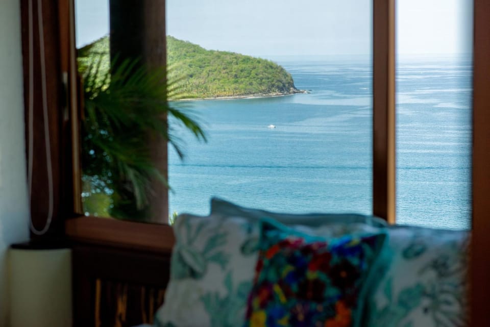 Best Views of Zihua 3Bed 3 Bath luxury Apartment in Zihuatanejo