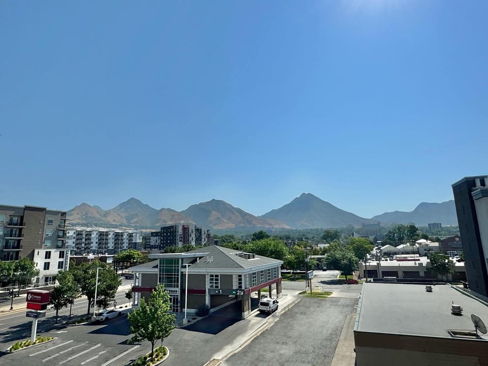 View (from property/room), Mountain view