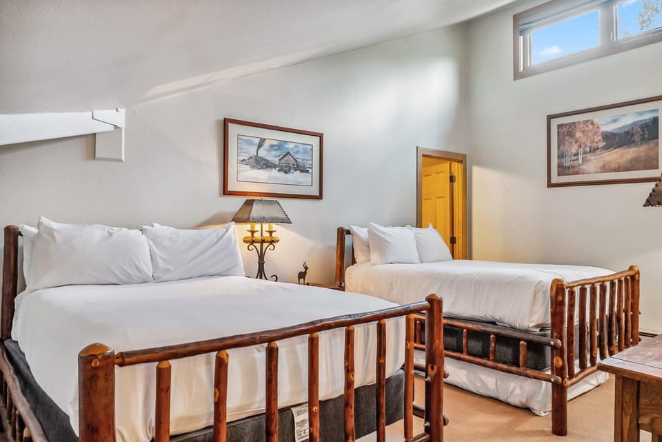 2BR Keystone Condo Near Ski Lifts and Trails House in Keystone
