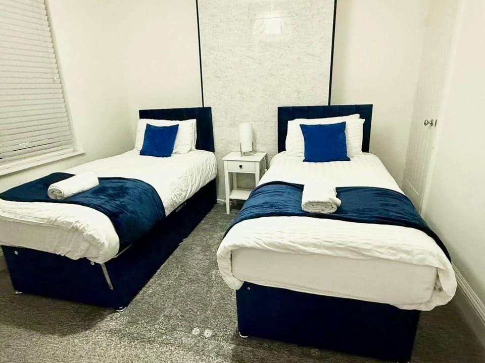 Cozy Haven near Glenfield & LRI Hospitals Apartment in Leicester