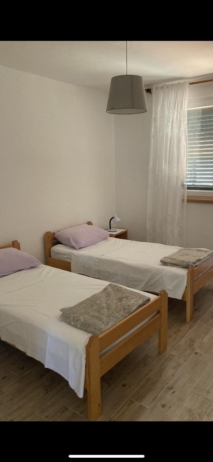 Giovani Apartment in Murter