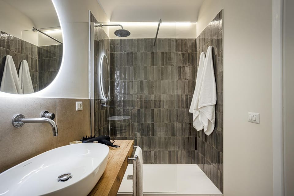 Shower, Bathroom