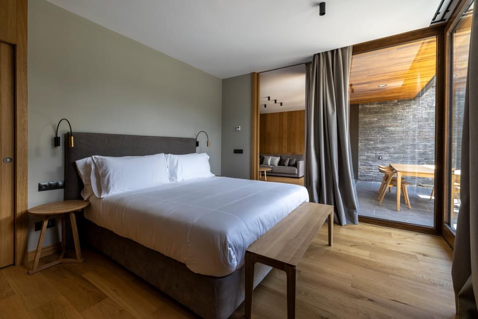 Un diamante de montaña l A Pie De Pistas De Esquí - Gimnasio - Sauna - Piscina l 8Pax l by BonesVacances Apartment in El Tarter