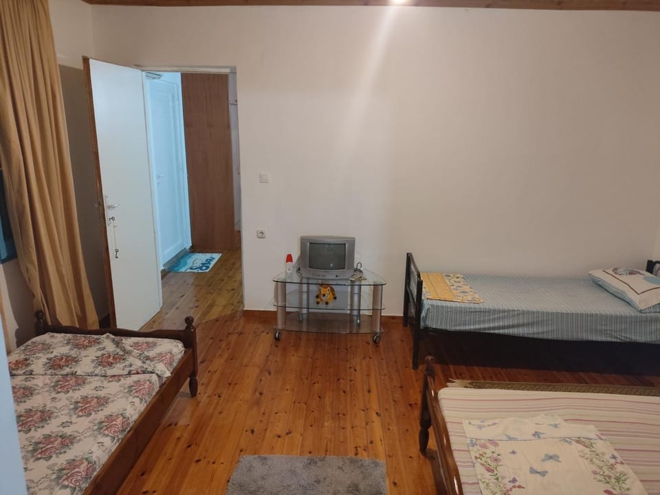 Relaxhouse House in Vlorë County, Albania