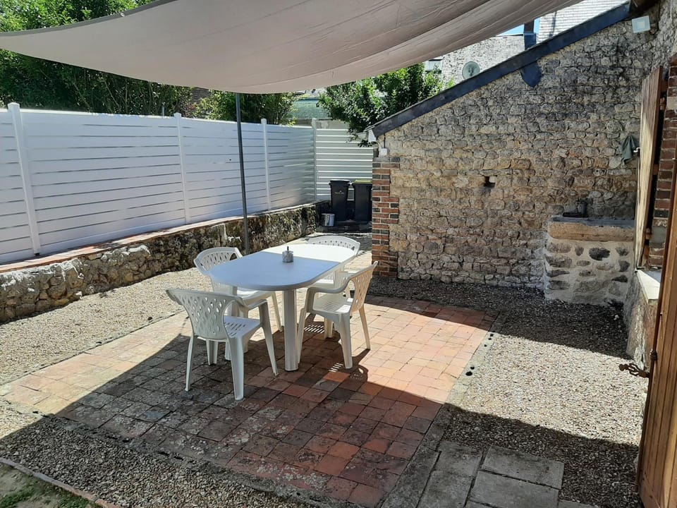 Chez Robert House in Centre-Val de Loire