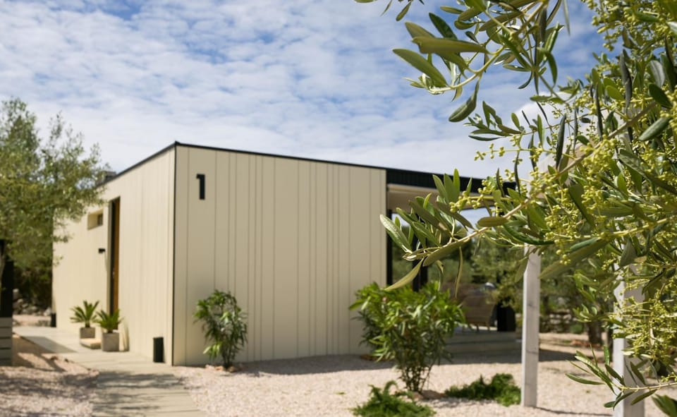 Property building, Garden view