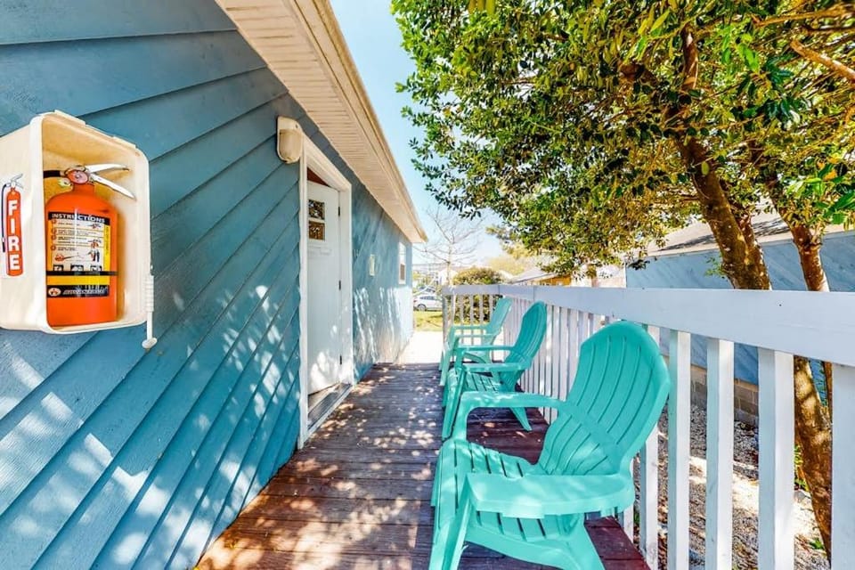 La Vista Bay 112 on 75th St Upper and Lower Combo (C,D) Apartment in Ocean City