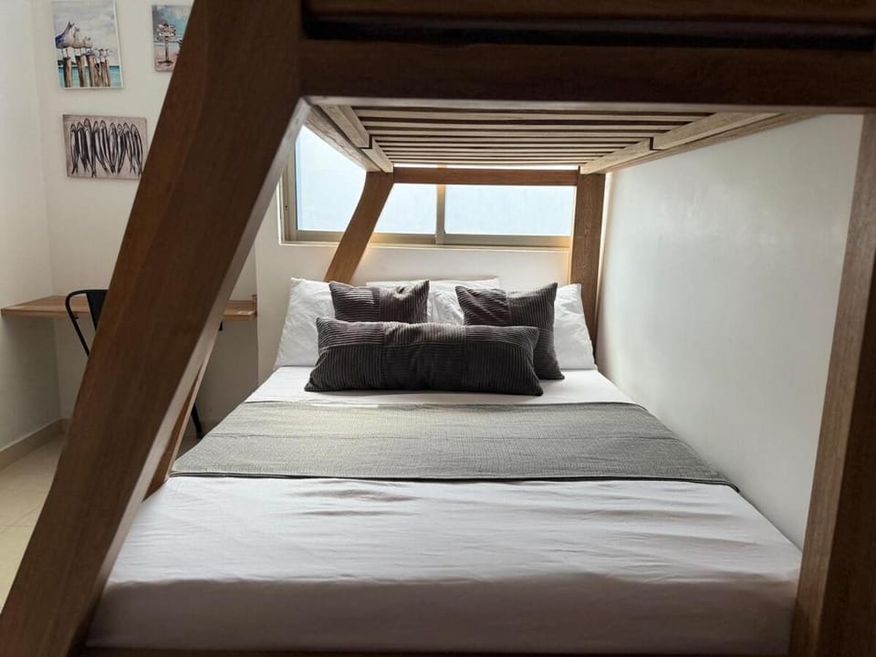 Bed, Bedroom, bunk bed