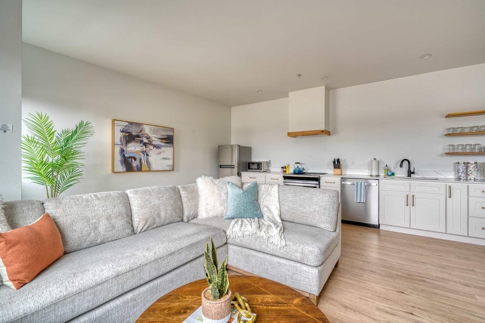 Stay Portland - Designer 2BR Alberta Arts District 90 WalkScore Apartment in Portland