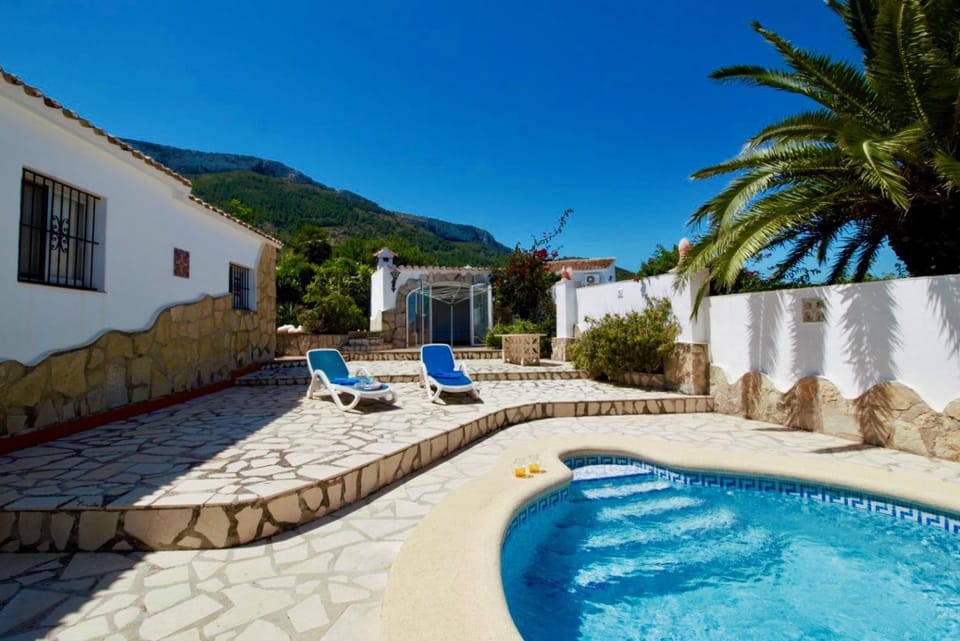 Property building, Pool view, Swimming pool