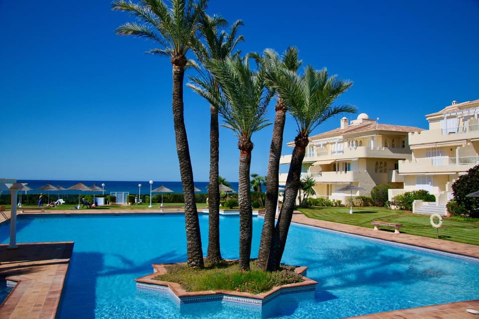 Sea view, Swimming pool