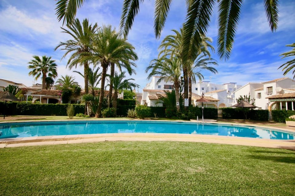 Garden, Swimming pool