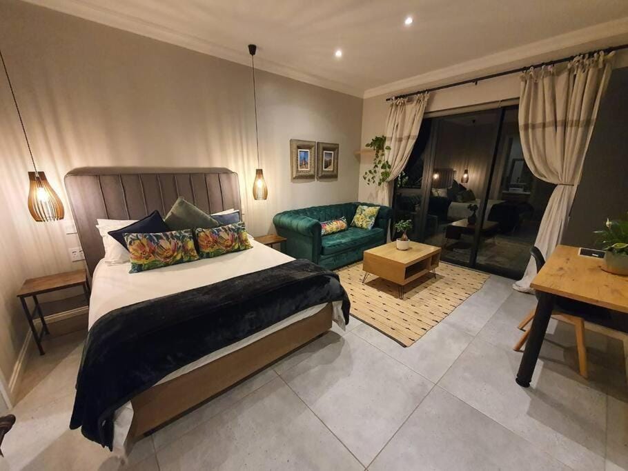 Silver Views Guest Suite - No loadshedding! Apartment in Pretoria