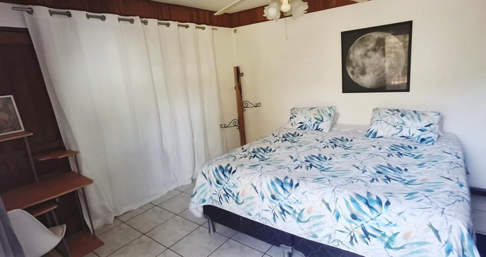 SJO Green Casita Bed and Breakfast in Alajuela Province