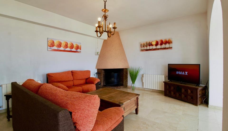 TV and multimedia, Living room, Lounge or bar