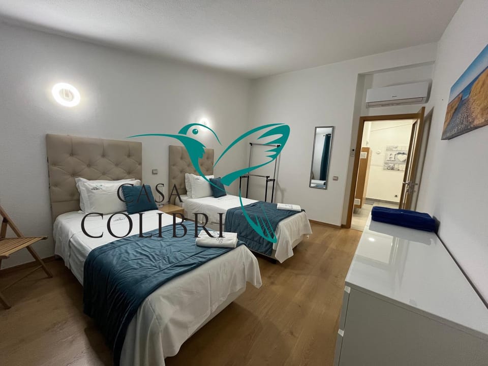 Bed, Bedroom, air conditioner