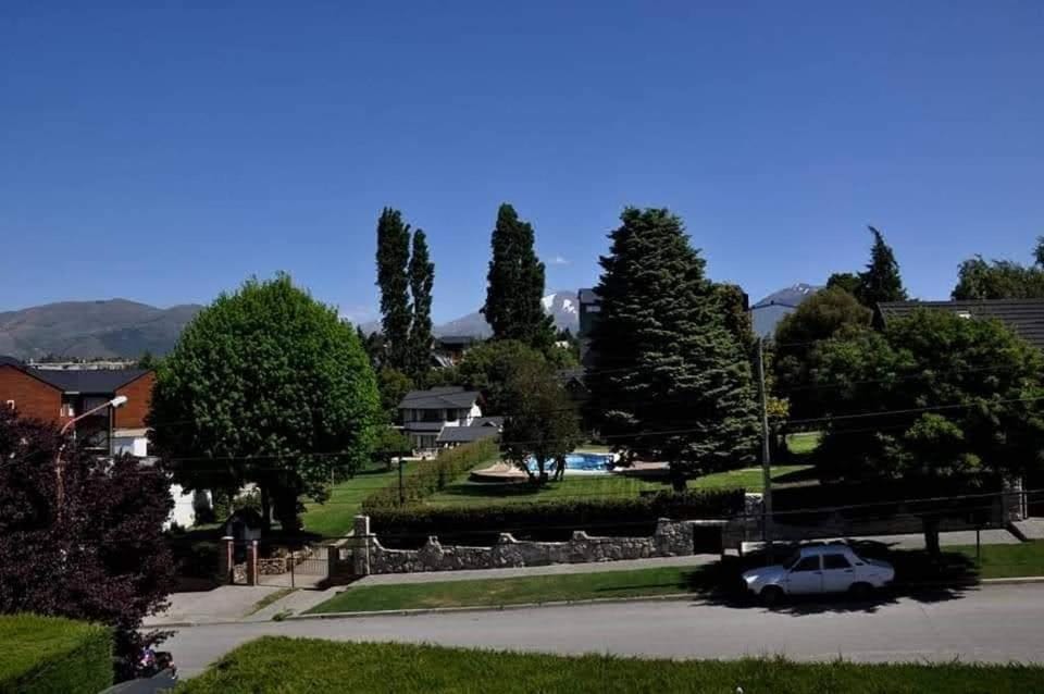 Neighbourhood, View (from property/room), Mountain view