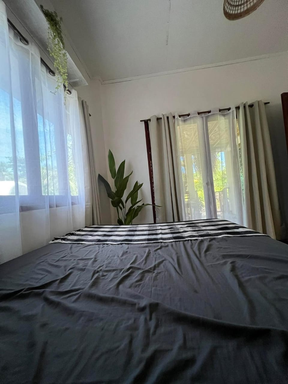 Peaceful Room in General Luna - Manoy's Lair IAO - 1 Vacation rental in General Luna