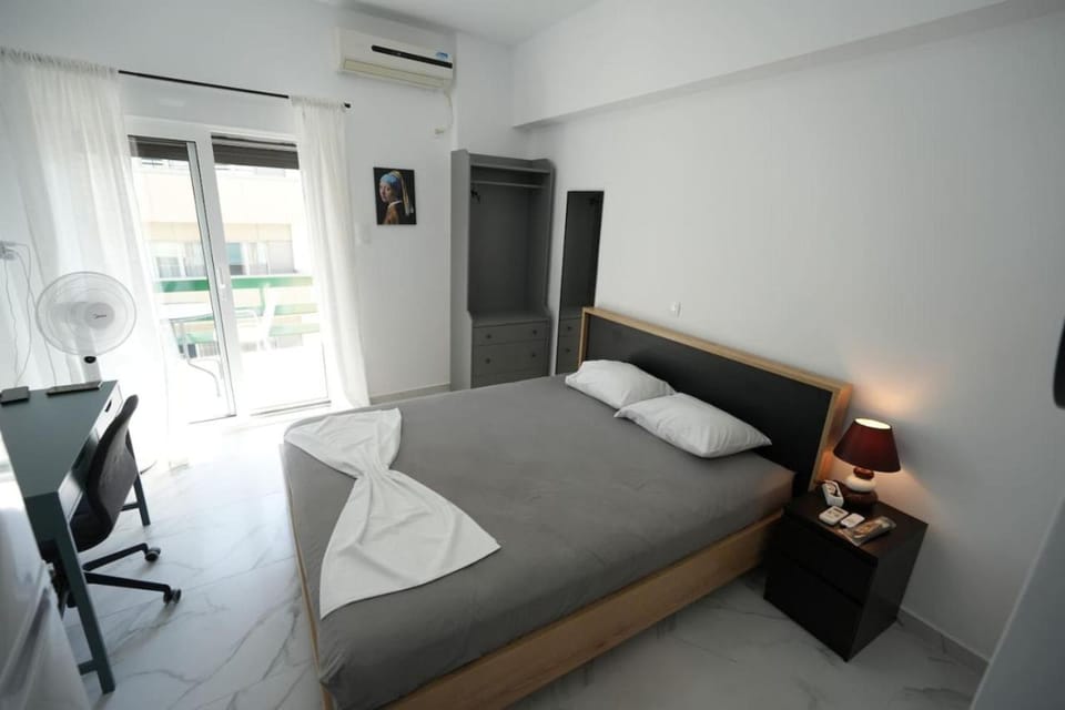 Couples Cozy Seaside Studio Apartment in Peloponnese Region