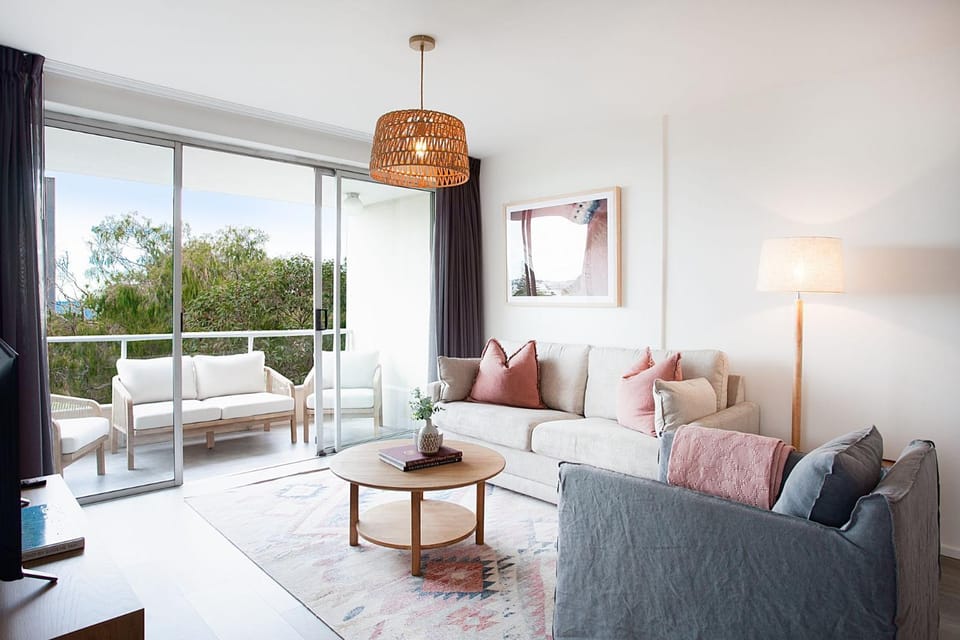 Light & Bright at Bondi IH Apartment in Sydney