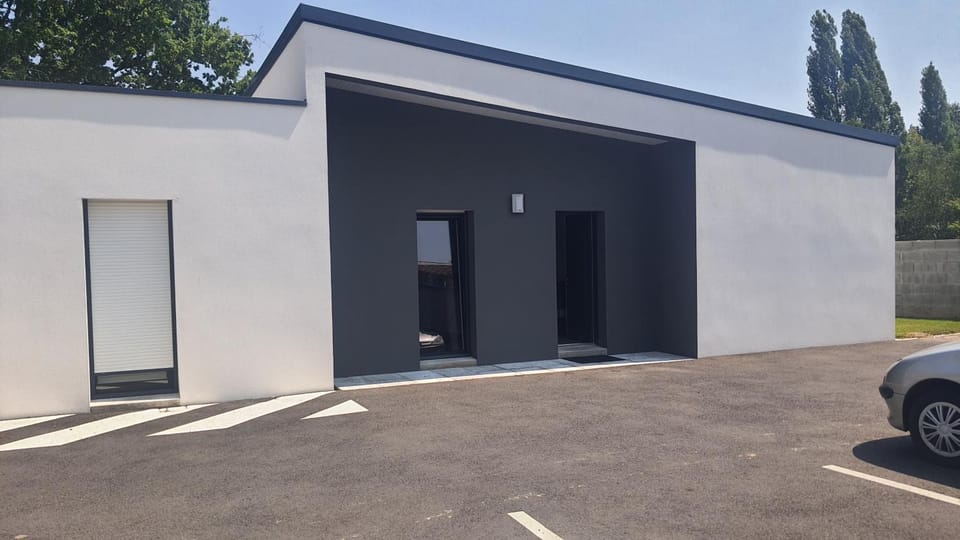 Property building, Parking