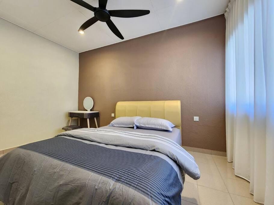 Sunway Homestay 8pax 2Bath Apartment in Penang