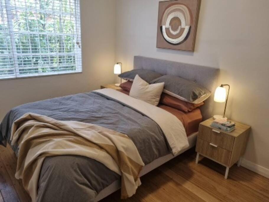 Bed, Bedroom