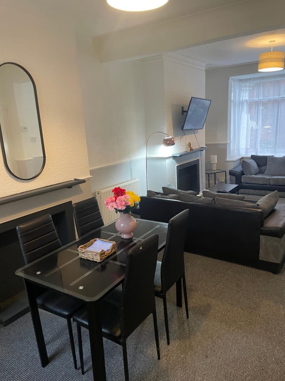 Beautiful 2 bedroom property with 5G WI-FI Villa in Hull