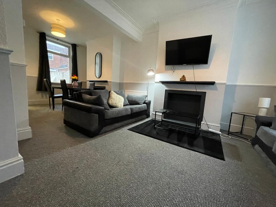 Beautiful 2 bedroom property with 5G WI-FI Villa in Hull