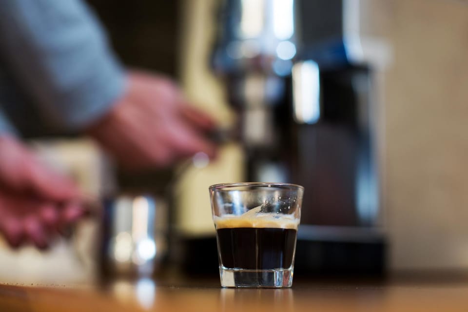 Staff, Coffee/tea facilities, Drinks, Non alcoholic drinks