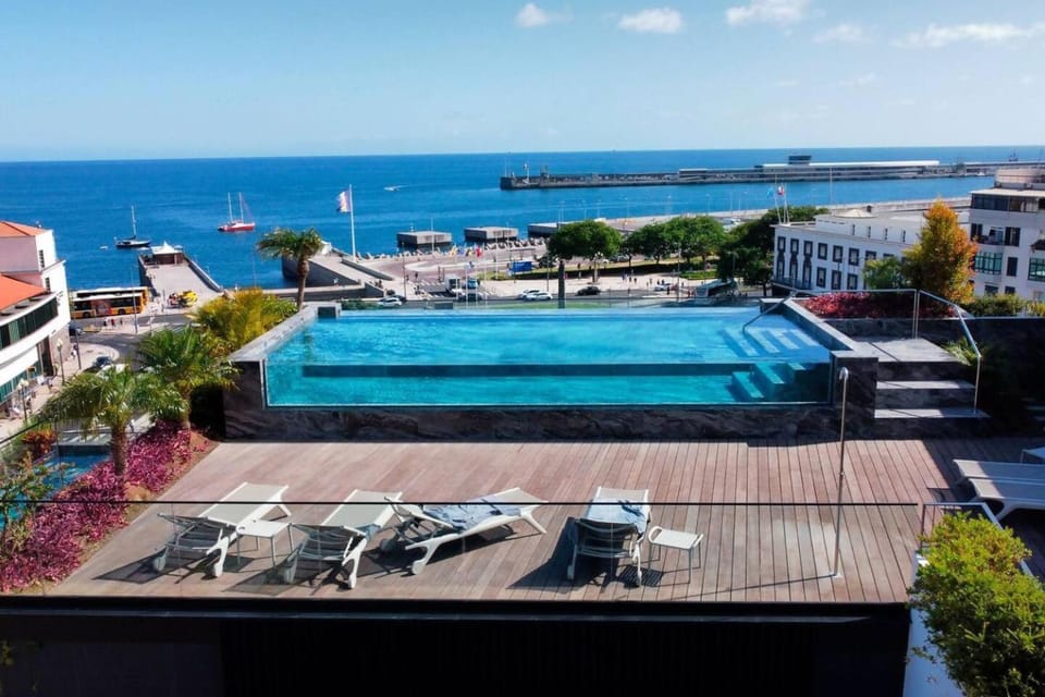 Pool view, Sea view, Swimming pool