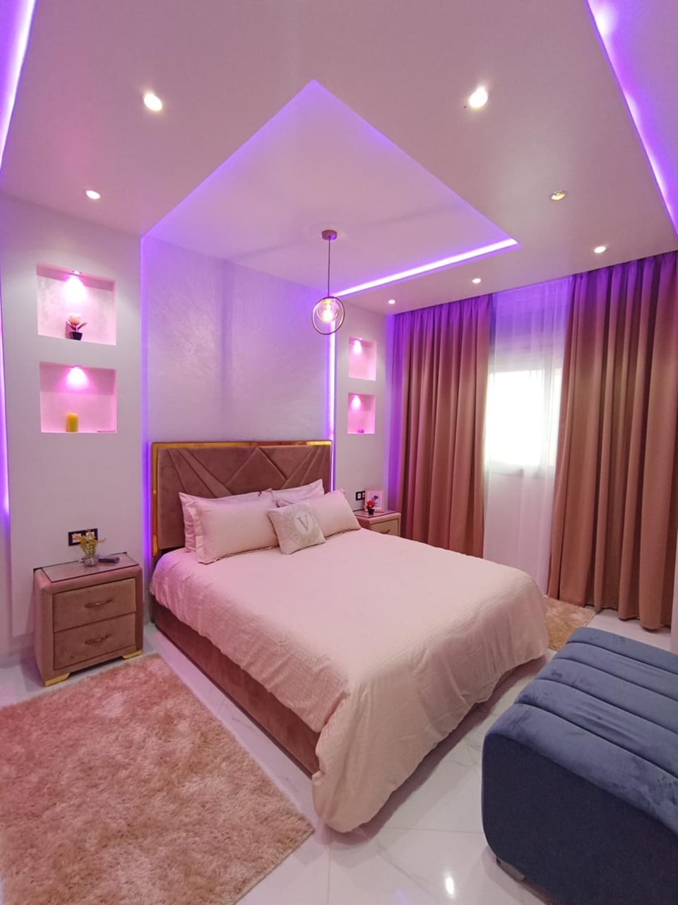 Bed, Photo of the whole room, Bedroom