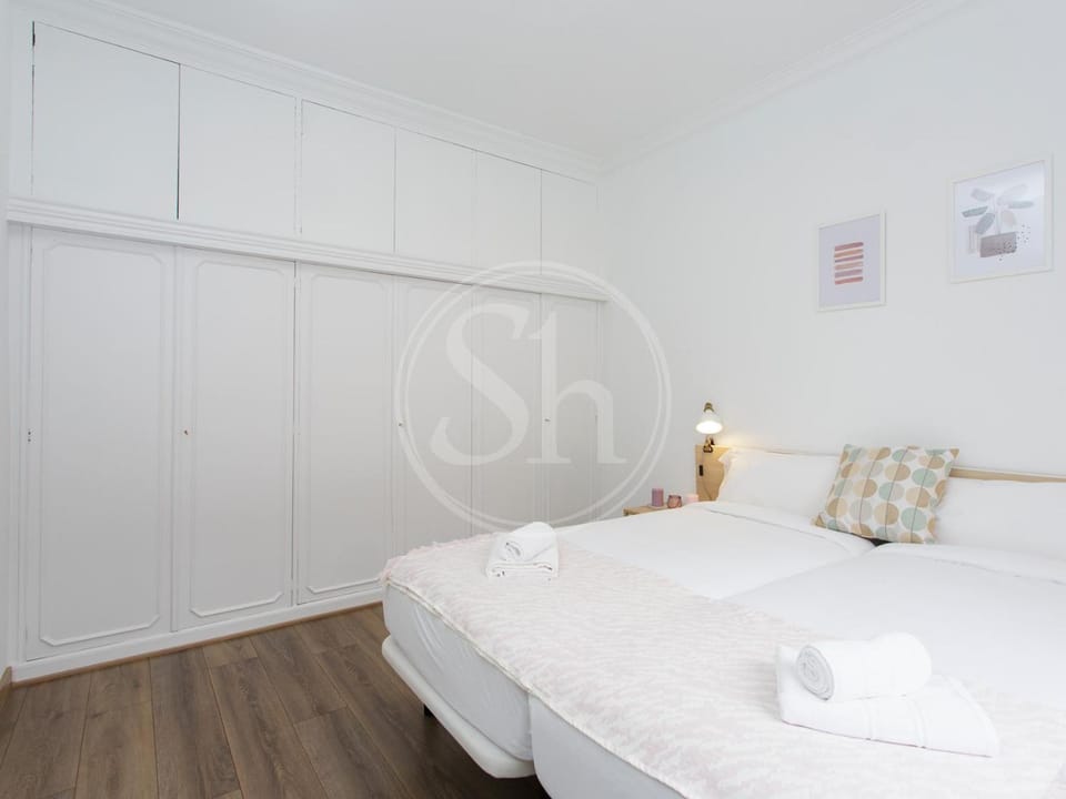 Bed, Bedroom, wardrobe