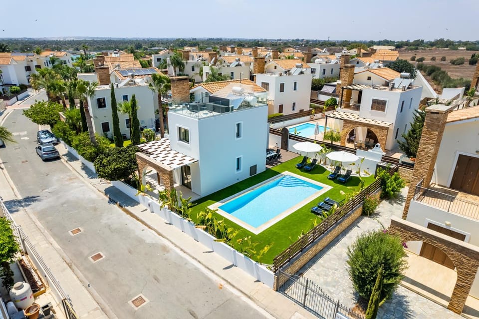 Neighbourhood, Bird's eye view