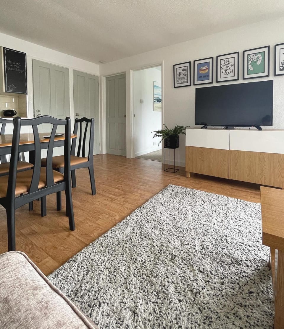 TV and multimedia, Dining area