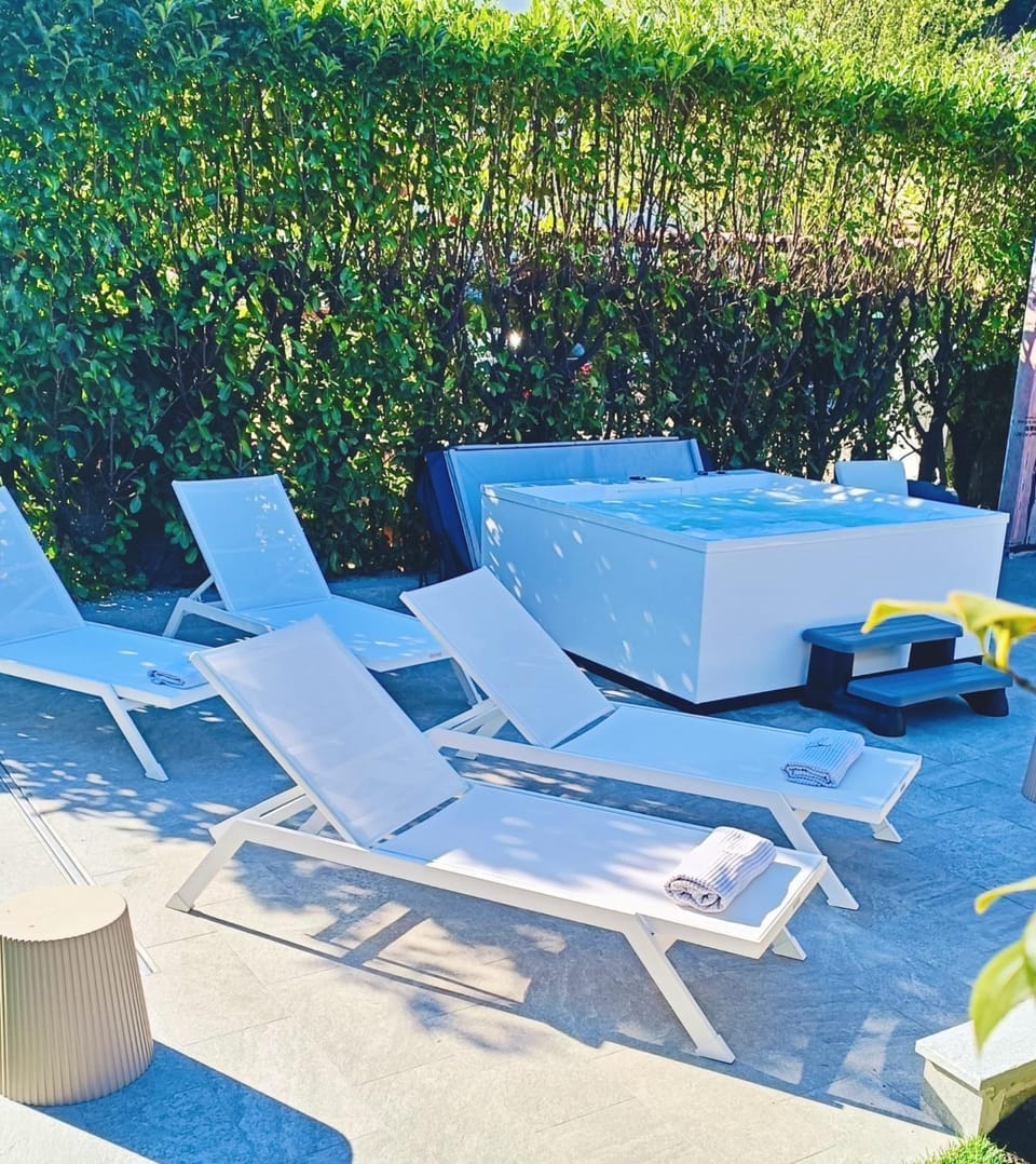 Boutique Hotel Villa Cuserina only adults wellness Hotel in Cannobio