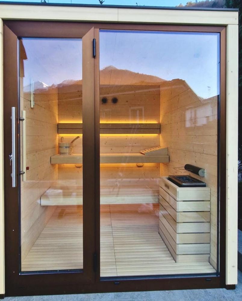 Boutique Hotel Villa Cuserina only adults wellness Hotel in Cannobio
