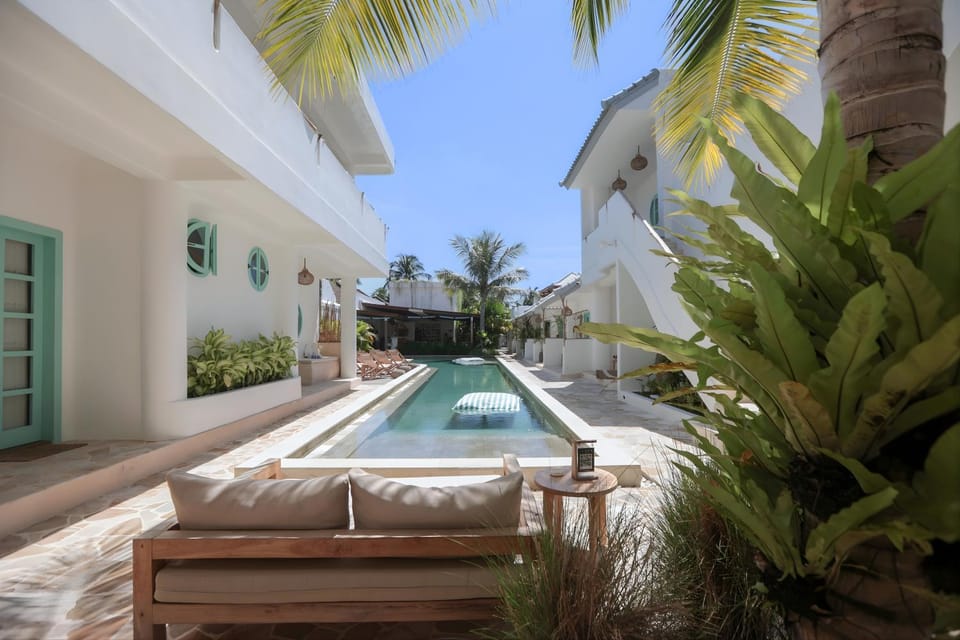 Property building, Swimming pool