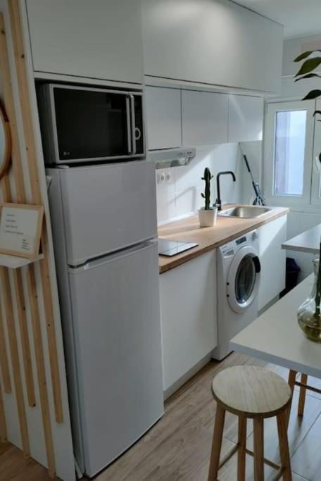 APARTAMENTO de DISEÑO en el CENTRO -Desing Apartment in the Center Apartment in Santander