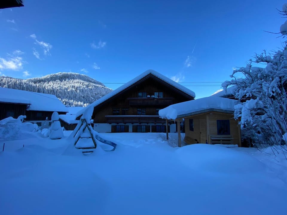 Property building, Winter