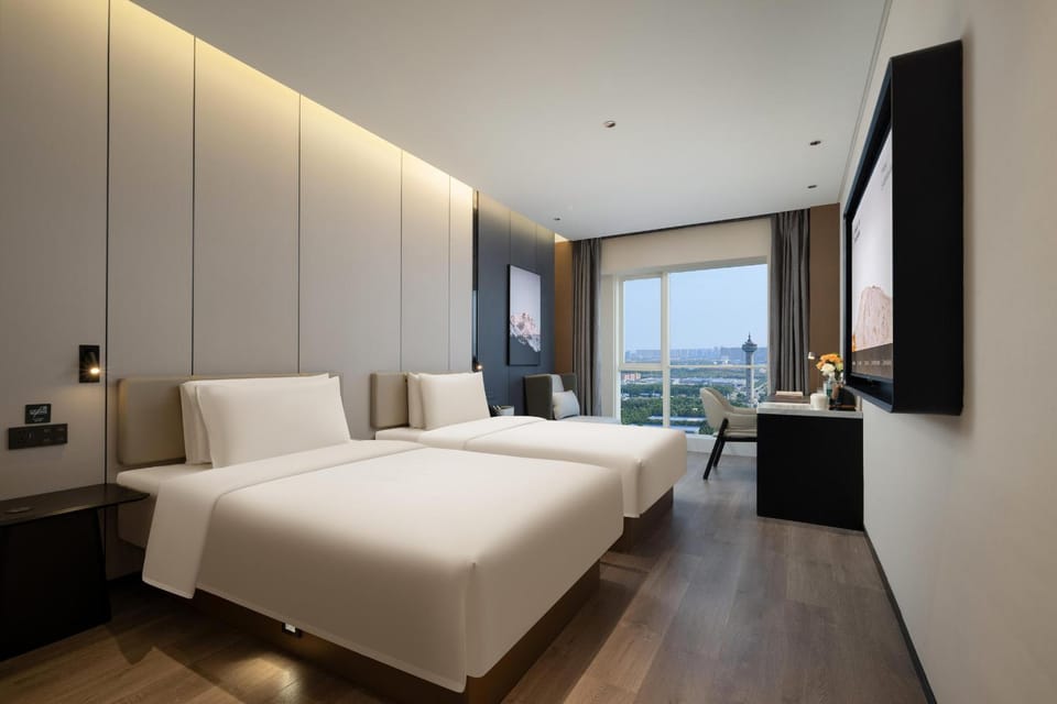 Atour Hotel Zhengzhou East Railway Station East Plaza Hotel in China