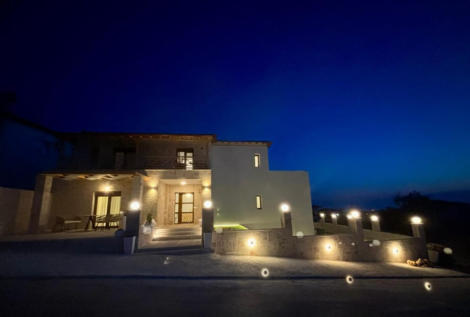 Eterna Mare Apartment in Nikiti