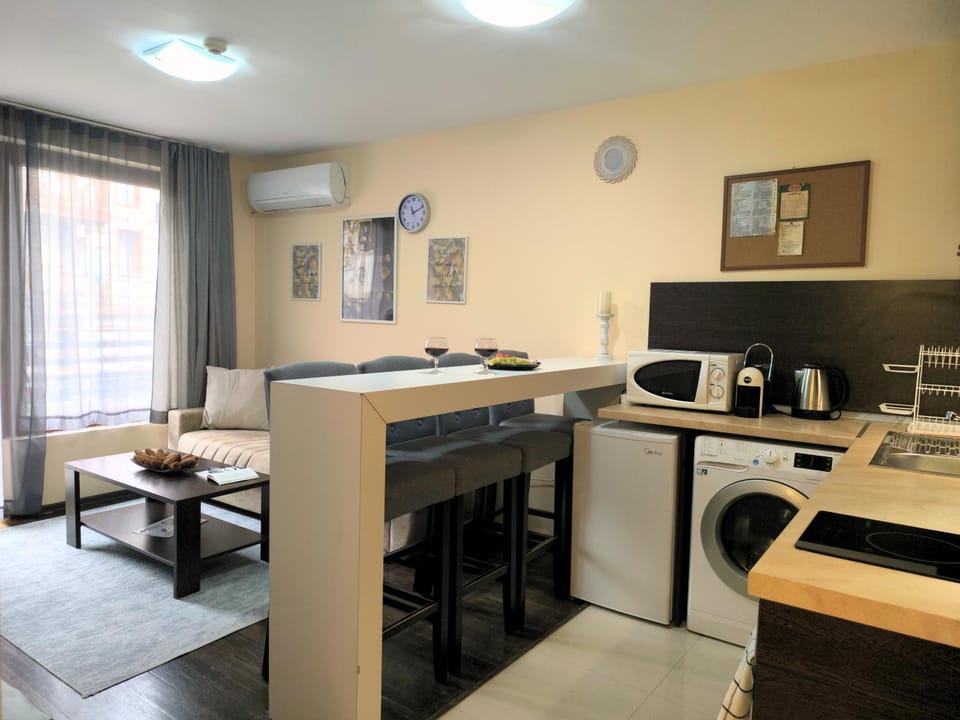 TV and multimedia, Living room, kitchen