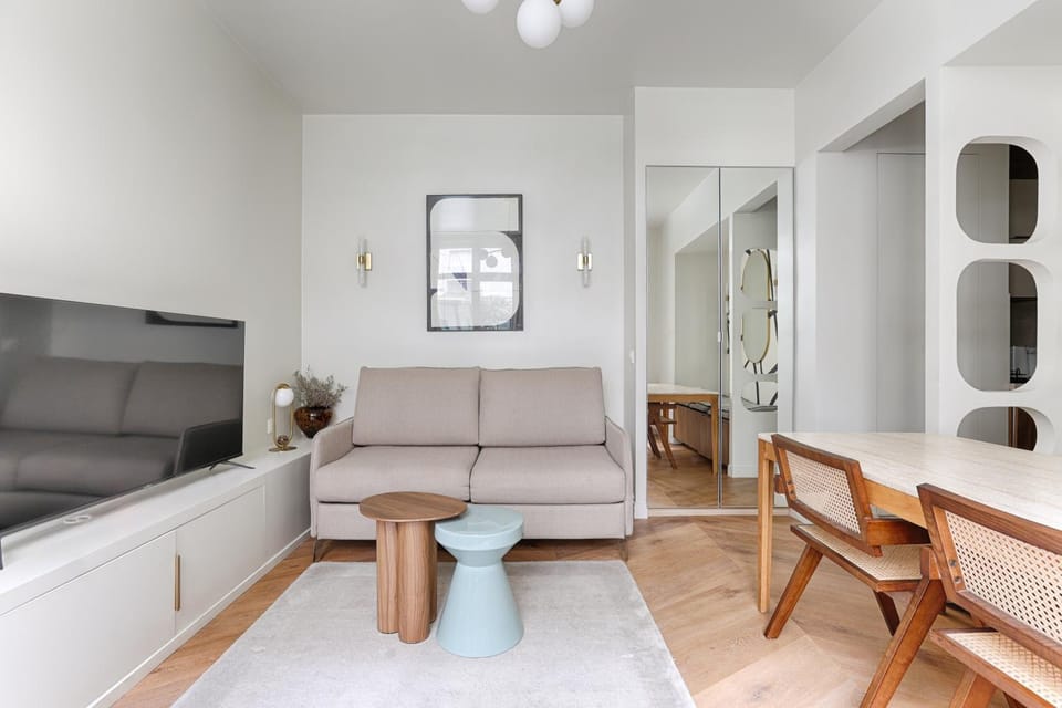 Appartement de charme 1BR Condorcet Saint-Georges Apartment in Paris